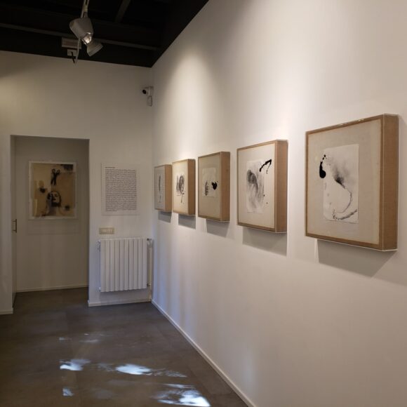 Foto 5 dell'allestimento della Mostra Nel nome del segno di Omar Galliani. Ticinese Art Gallery Milano.